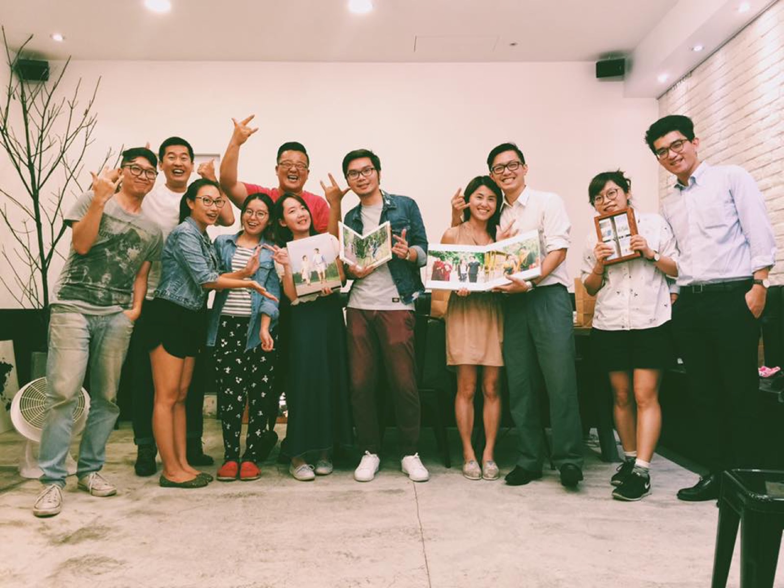 14681725_566048233585619_5424381834711139810_n