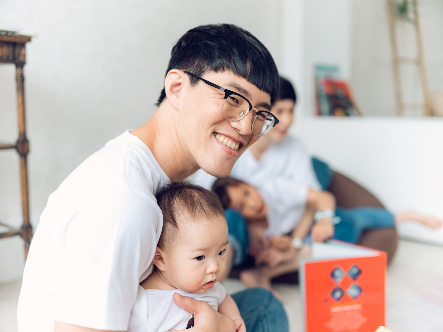 媽爹講故事-全家福-Mom & Dad