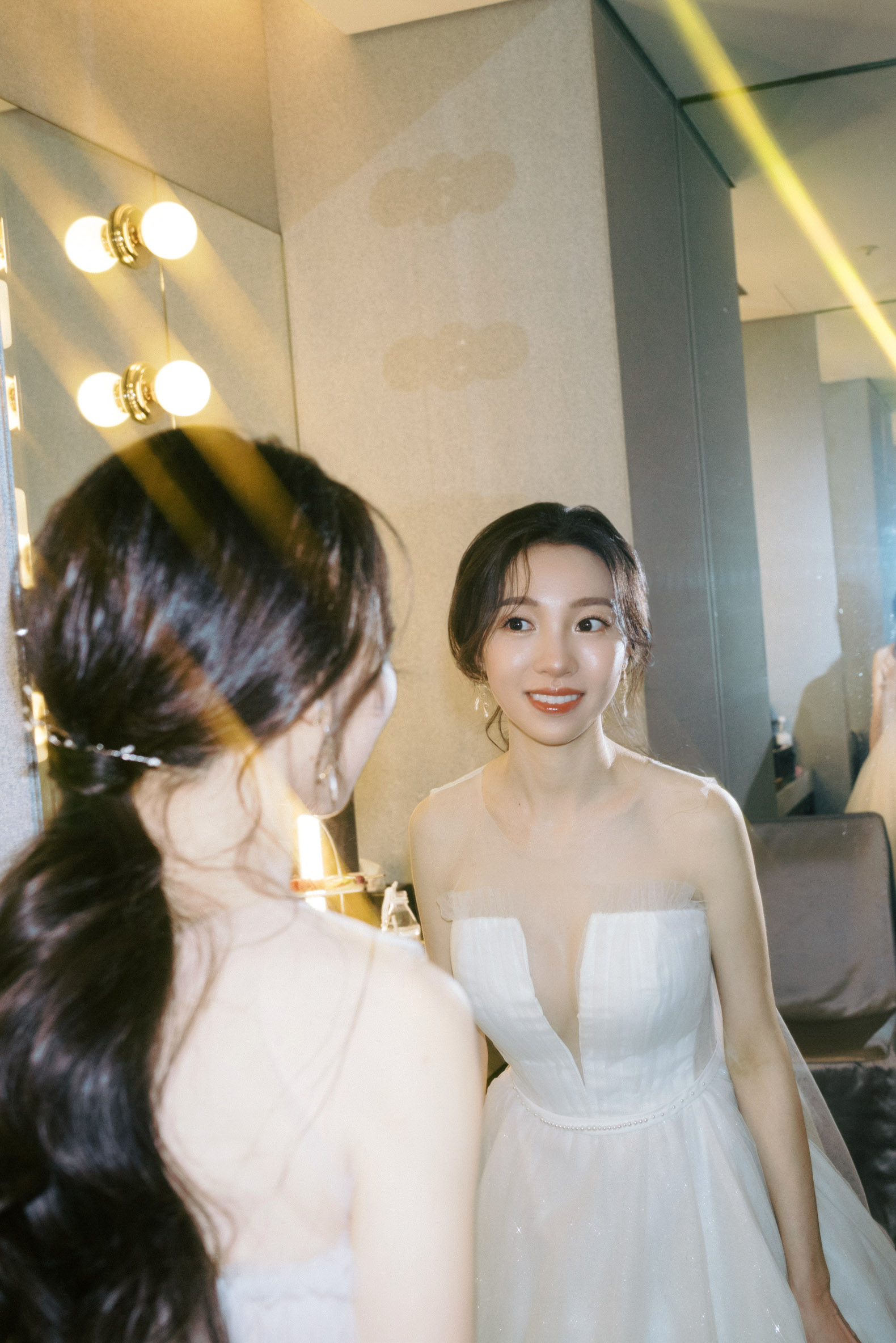底片婚禮攝影 膠片婚禮 婚禮紀實攝影 顆粒感婚紗照 新娘視角拍攝 自然風婚禮